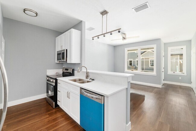 420 NW 3rd Ave