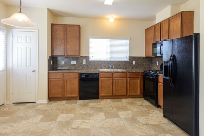 Photo - 1716 Claremont Garden Cir