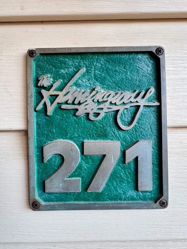 Photo - Beautifully Updated 2BR/2BA Condo in Gated Community – Modern Finishes & Pool Access Unidad 271