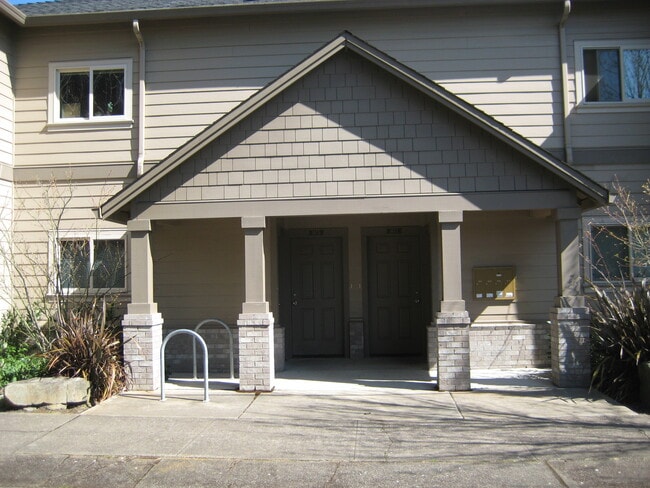 Photo - 1677 NW Jackson Ave Unit 1677