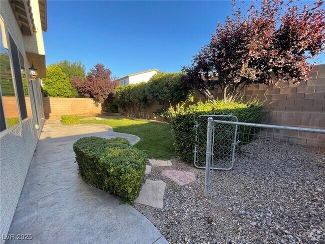 Building Photo - 9316 Grassy Butte Ct Rental