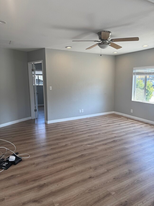 Photo - 1535 Patricia Ave