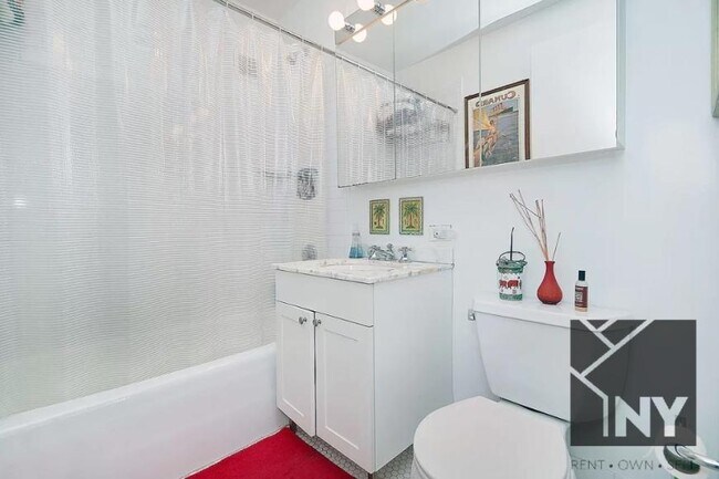 Photo - 3 bedroom in New York NY 10018 Unit 2103