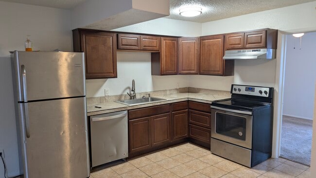 Photo - 35 N May Unit 102