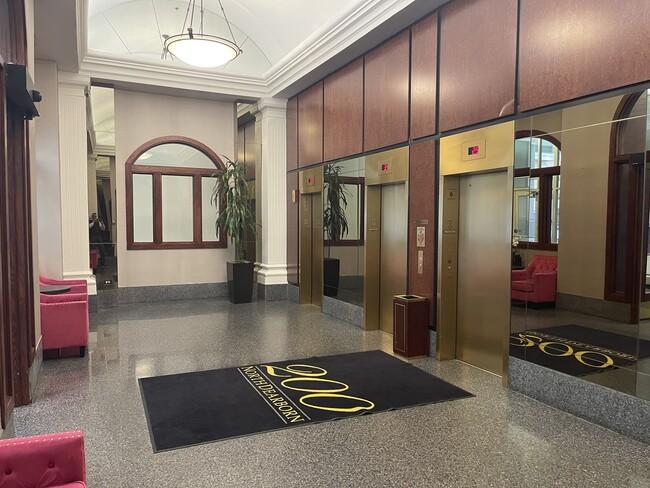 Photo - 200 N Dearborn St Unidad 1006