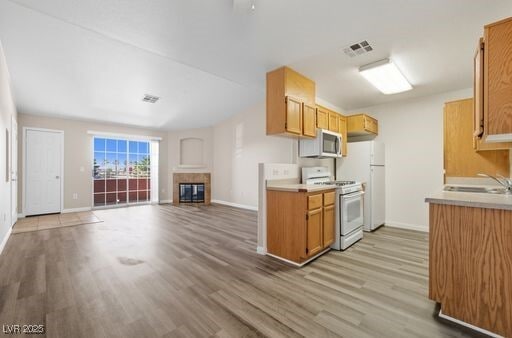 Photo - 4730 E Craig Rd Unit 2020