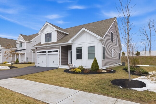 Photo - 40 Sage Ln