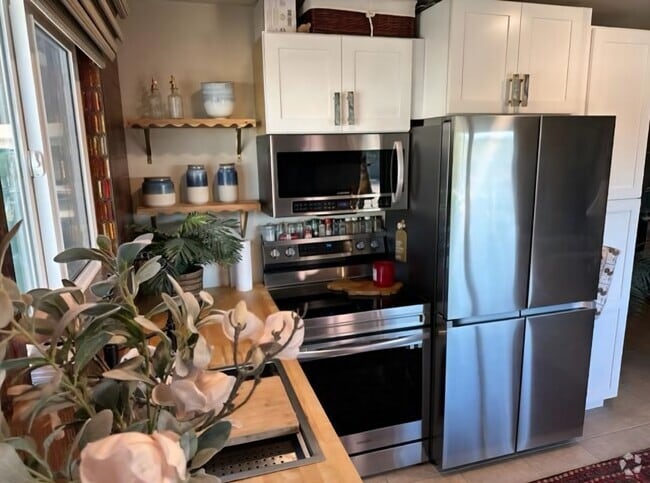 Building Photo - 38521 N 33rd Ave Unit Casita Rental