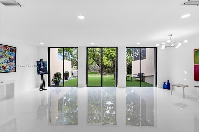 Photo - 9962 Costa Del Sol Blvd