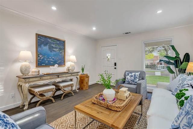 Photo - 6514 Kenwell St