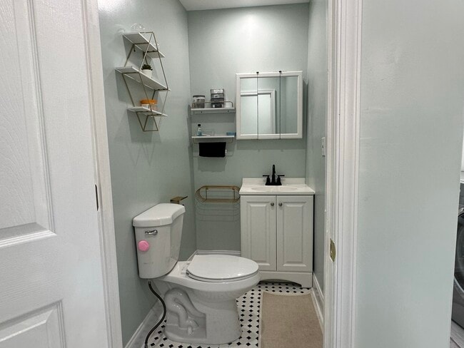 Photo - 3428 Reach St