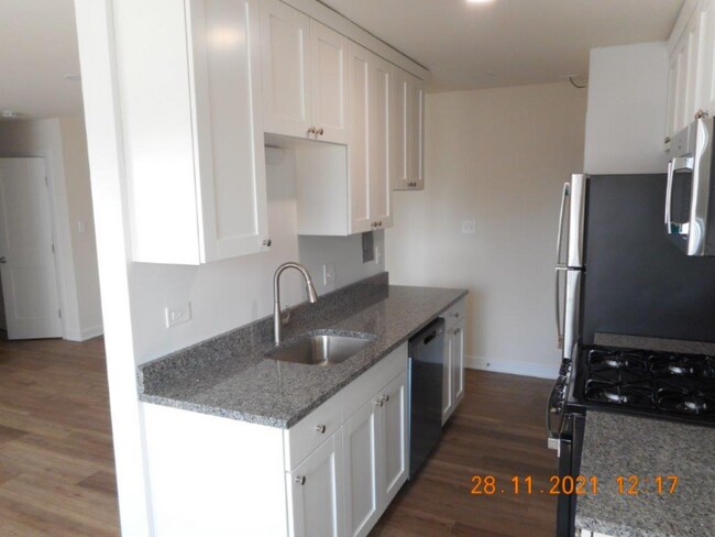 Photo - 5118 Fairview Ave Unit 202