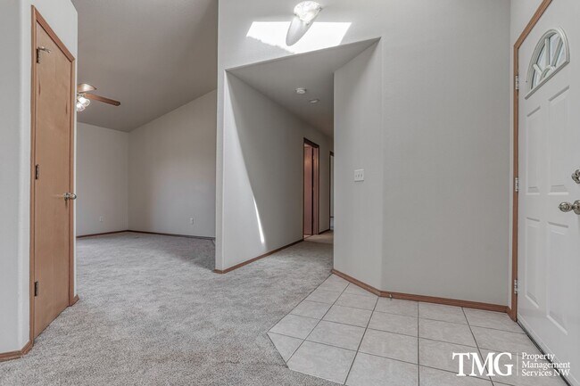 Photo - Ranch style 3 Bedroom Home In Country Setting With A/C And Paid Lawncare!!!