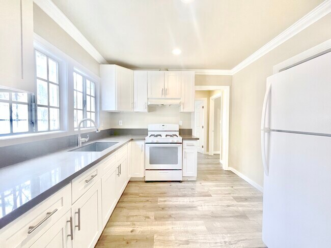 Photo - 1021 Leighton Ave Unidad 1015