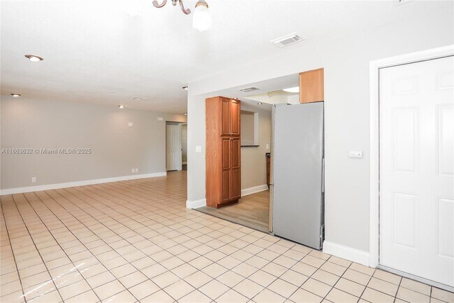 Photo - 3406 Ave Villandry