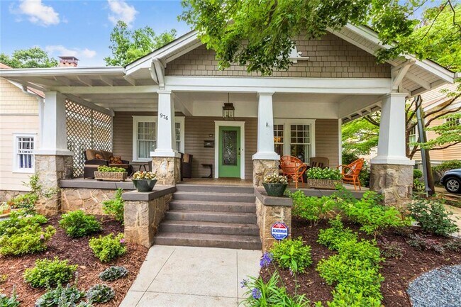 Photo - 976 Adair Ave NE