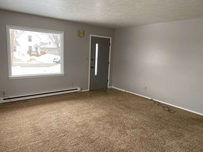 Photo - 815 4th St SW Unit 2