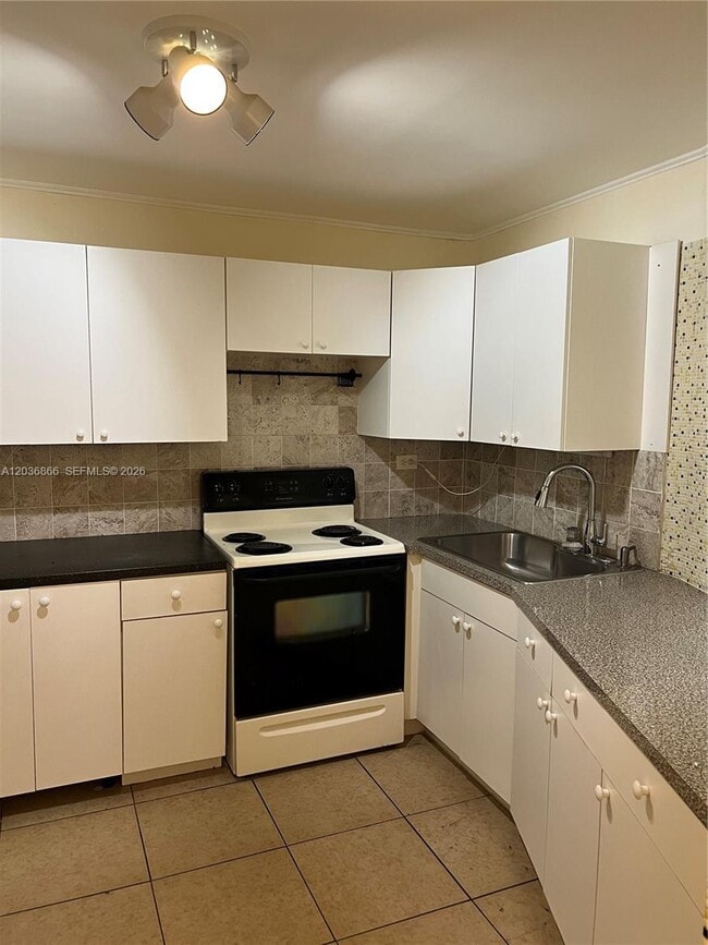 Photo - 1680 NE 191st St Unidad 214-2