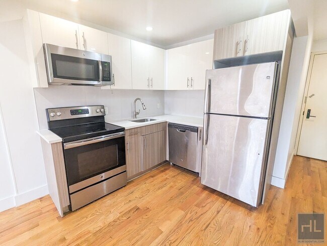 Photo - WEST 162 STREET Unidad 5D