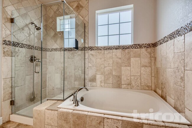 Photo - 9805 W Hinsdale Pl