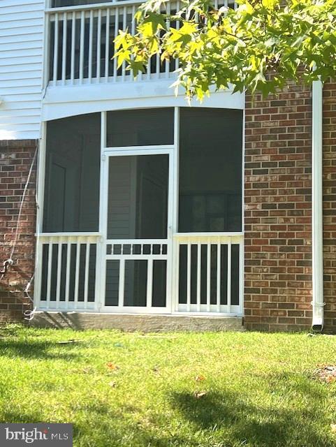 Building Photo - 6510 Lake Park Dr Unit T1