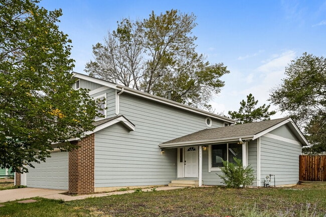 3501 S Richfield Cir