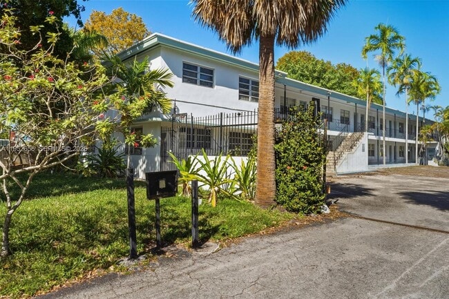 Building Photo - 645 NE 77th St Unit 17