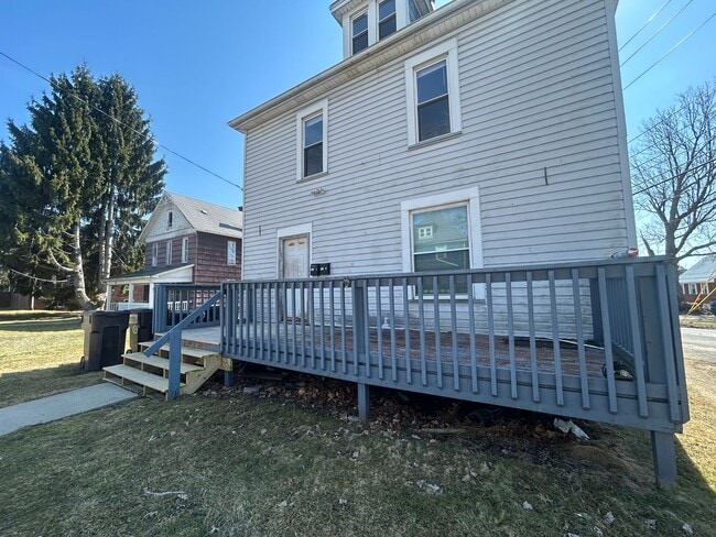 Building Photo - sce422 Unit B