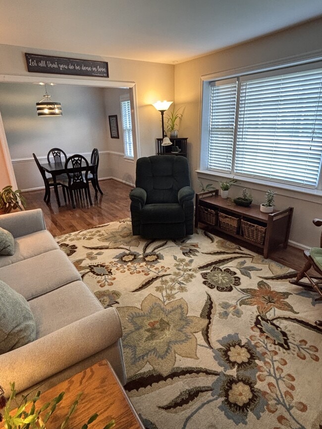 10516 Greglynn Rd