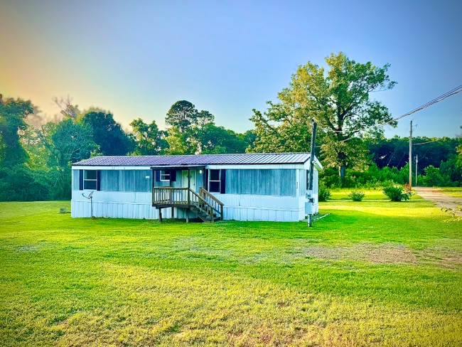 Photo - 6068 Old Mooringsport Rd House