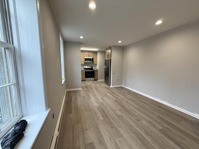 Photo - 47 Bridge St