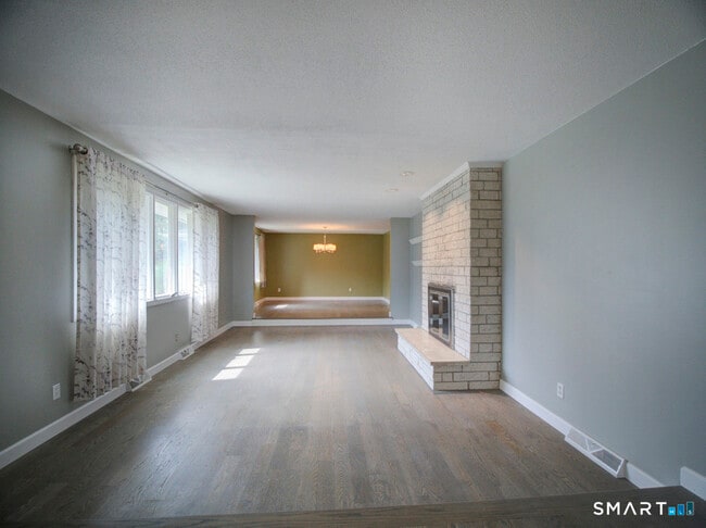 197 Maple Ave