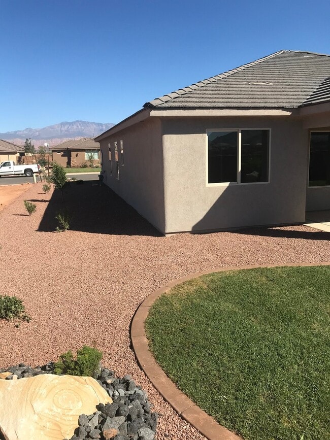 Photo - Beautiful Like New 4 bedroom home in Washington Fields!