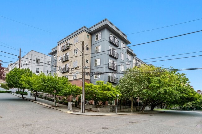 Photo - 1bd/1ba Seattle Condo Unit 121