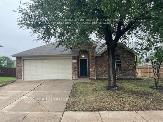 Building Photo - 1112 Sweetwater Dr