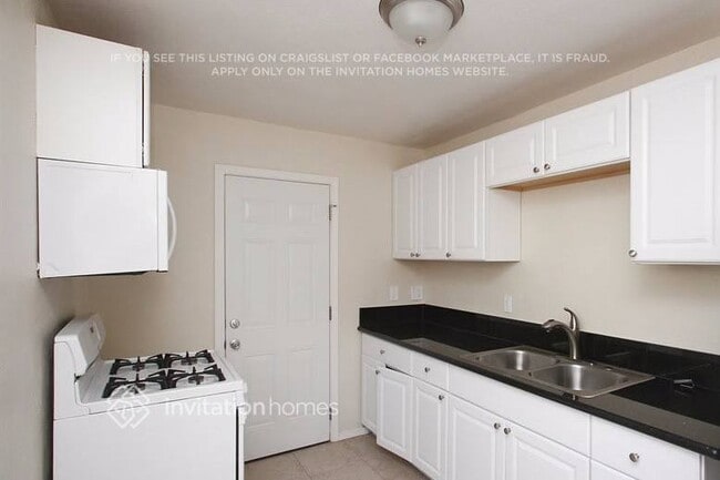 Photo - 311 E Cummings Ln