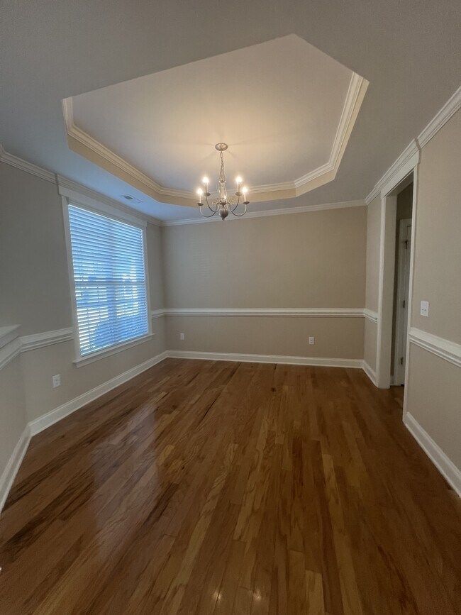 Photo - 44 Coswell Ct