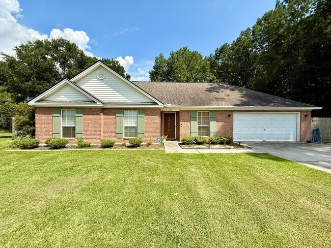 Building Photo - AVAILABLE SEPTEMBER 2025 [PET FRIENDLY] Rental