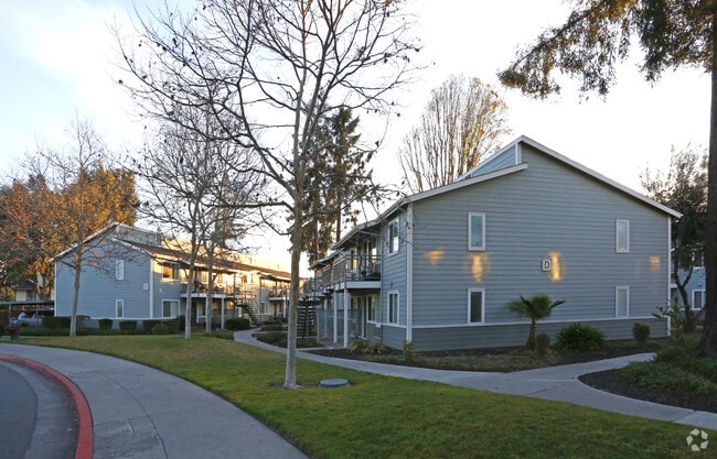 Photo - Country Hills