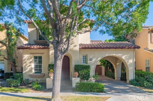 Building Photo - 24 Sebastian