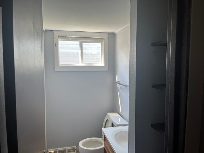 Photo - 3 Bedroom Duplex in Davenport Great Price