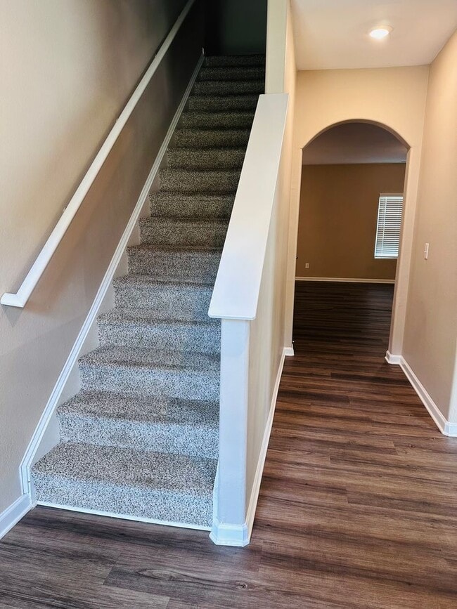 Photo - 912 Joselynn Drive