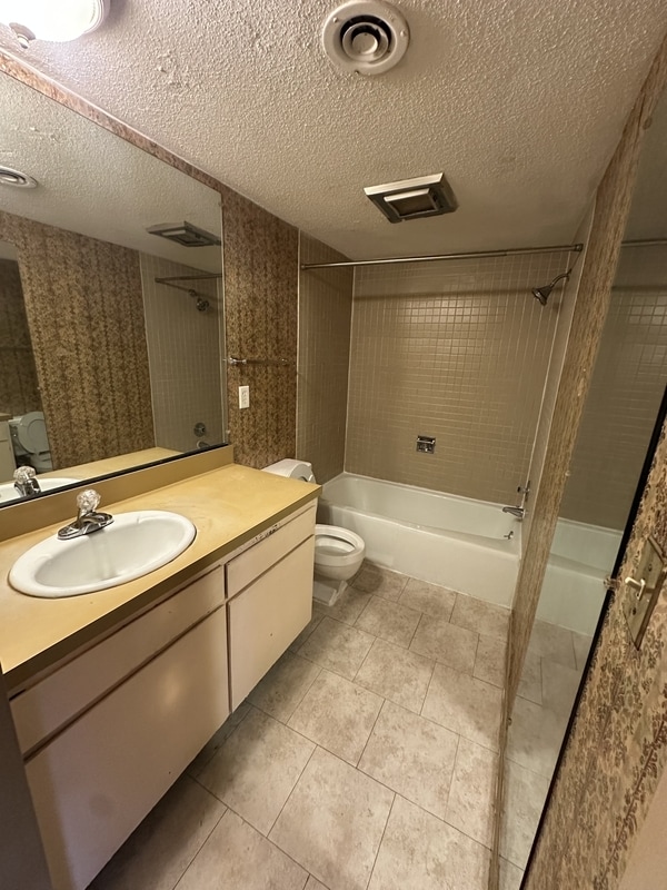 Photo - 1855 Poplar Woods Cir W Unit 303