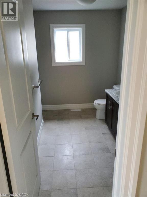 Photo - 255 Bradshaw Dr