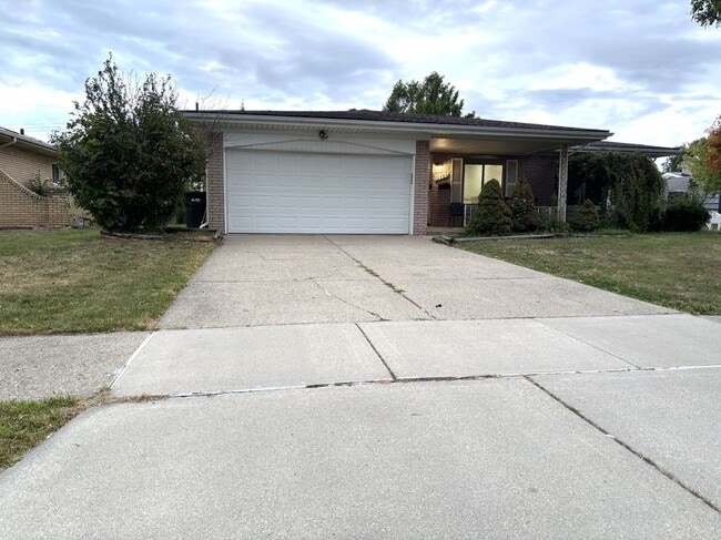 Photo - 3559 Janet Dr