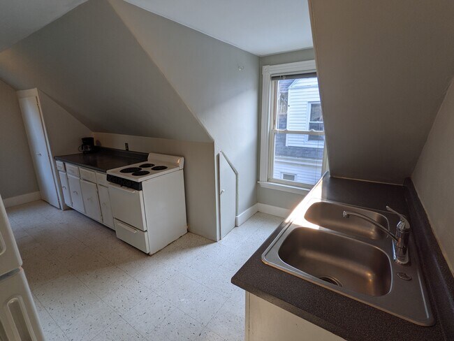 Photo - 56 Rackleff St Unit 3