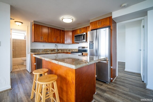 Photo - 2Br/2Ba/2Pkg with Beautiful Views #3601 Tower A $2550