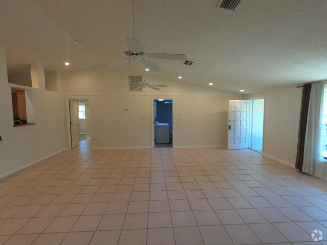 Building Photo - 4063 Prescott St Rental