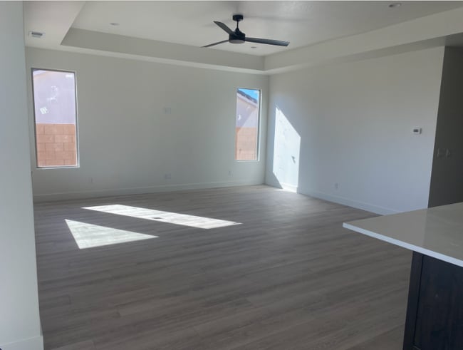 Photo - 1555 W 470 N
