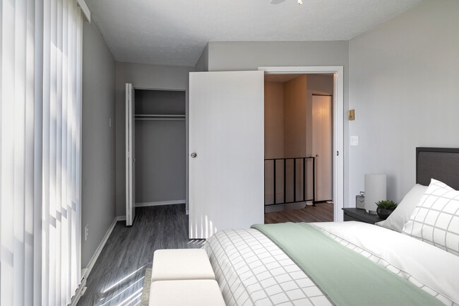 Photo - Dakota Ridge